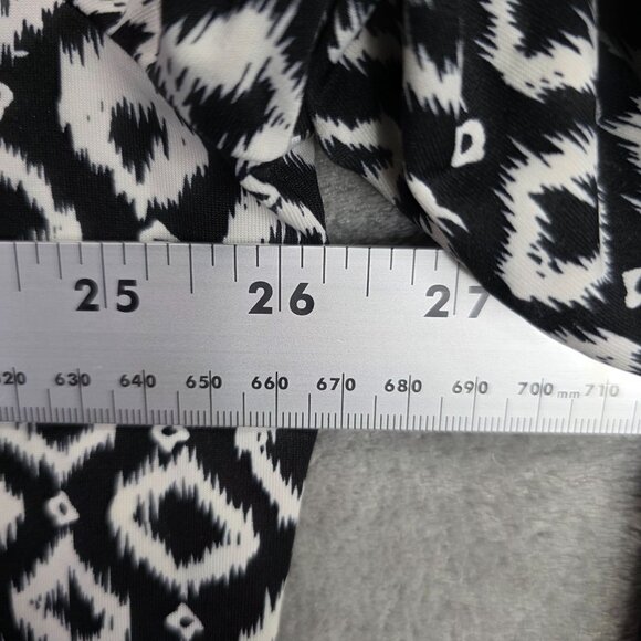 Womens Notations Black & White Print Blouse Button Up Polyester 3/4 Sleeve 2X - Picture 6 of 9
